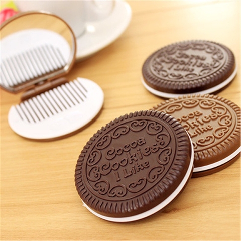 Bộ Gương Lược Hình Bánh Oreo Hot Trend (1)