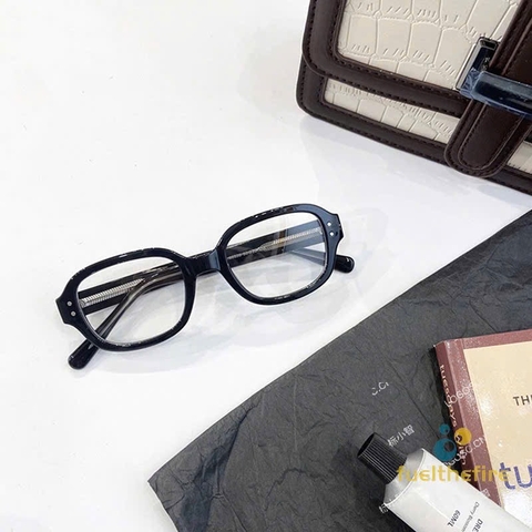 KÍNH BABY VUÔNG BỰ 2 CHẤM (3)