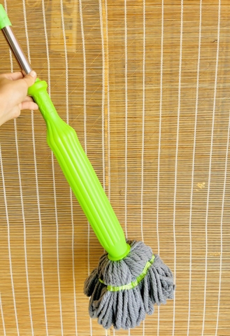 CÂY LAU NHÀ ỐNG RÚT TỰ VẮT TIỆN LỢI (4)