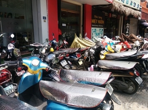 Miếng Bạc Che Yên Xe Máy (3)