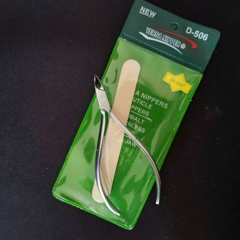 KỀM CẮT DA VERSA NIPPER D506 KÈM DŨA CHÍNH HÃNG (4)