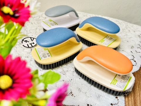 BÀN CHẢI VỆ SINH TAY CẦM CONG DVS003 (1)