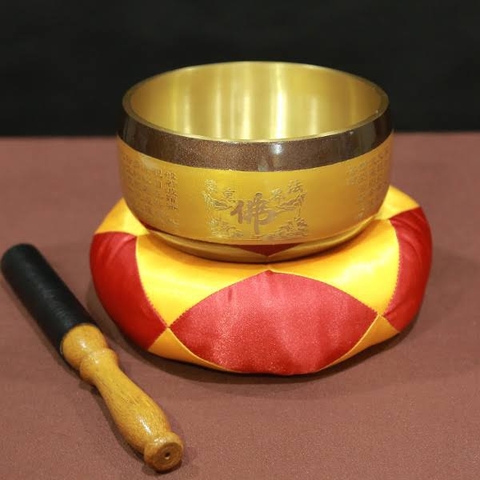 Chuông Mõ Tụng Kinh – Âm Thanh Thanh Tịnh Dẫn Lối Chánh Niệm