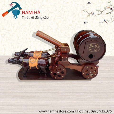 Xe trâu kéo thùng rượu vang
