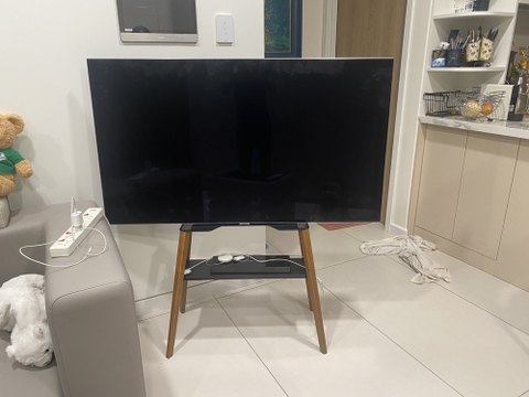 Khung treo TV chân gỗ Brateck FS36-44F-02 (43