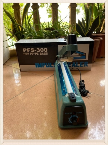 Máy hàn miệng túi nylon cầm tay 30 cm