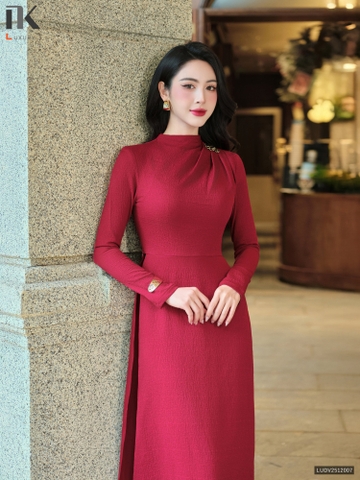 Áo dài thiên cách tân cổ điển vừa sang mà vẫn giữ vẻ truyền thống LUDV2512007 ( Ko kèm quần + có kèm phụ kiện )