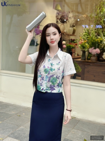 Sơ mi hoa chân cổ đức croptop điệu đà UKSM2505015