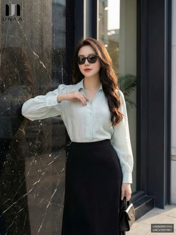 Sơ mi phối cổ V nhẹ nhàng, mềm mát UNSM2601010