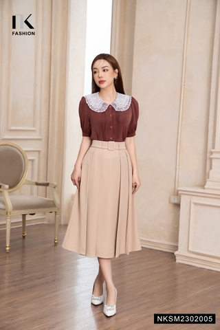 Sơ Mi Cổ Tơ Bầu Dọc Nếp Thiết Kế NKSM2302005