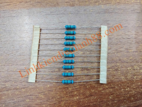 Điện trở vạch 150R 1/2w 1% chân đồng mới 100%