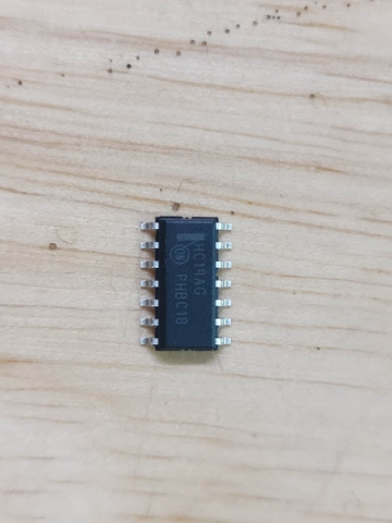 IC HC14AG dán 14 chân mới hãng ON 100%.