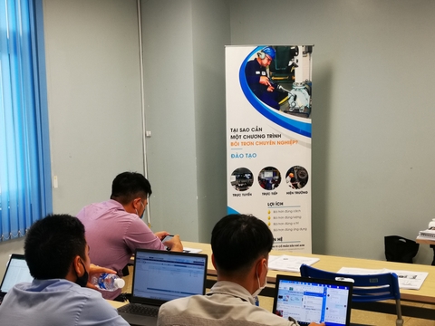 Đào tạo trực tiếp