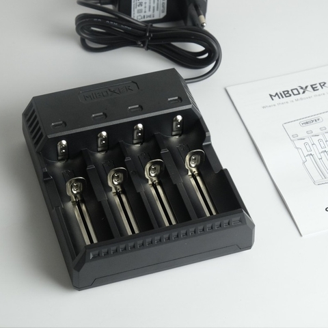 Bộ sạc pin đa năng MIBOXER - C4S 