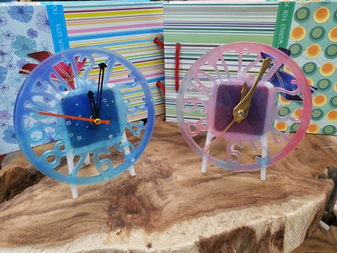 Đồng Hồ Để Bàn (Stand Clock)