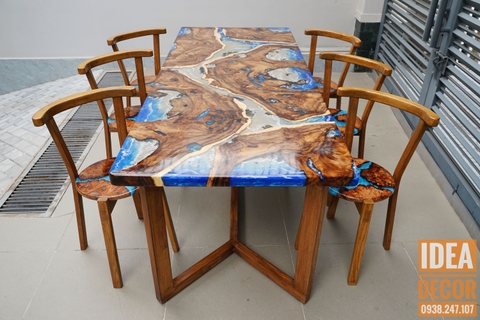 Bàn Ăn Biển Xanh (Blue Sea Dining Table)
