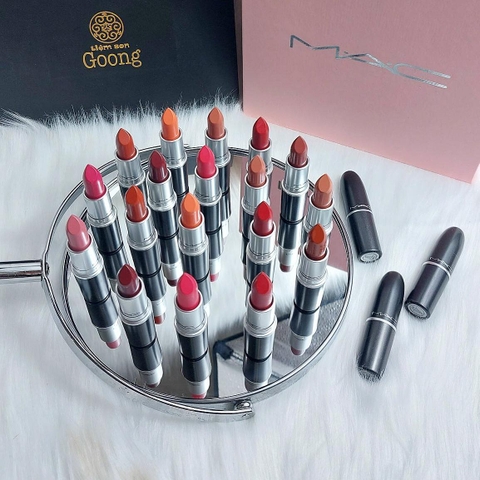 Son môi MAC classic (vỏ đen trơn)