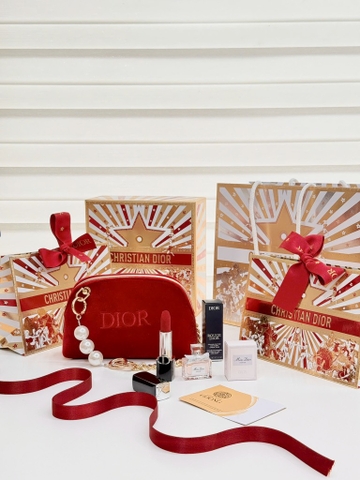 Set Dior túi nhung đỏ Tết 2026