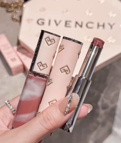 Son dưỡng môi Givenchy limited vỏ tim 2025