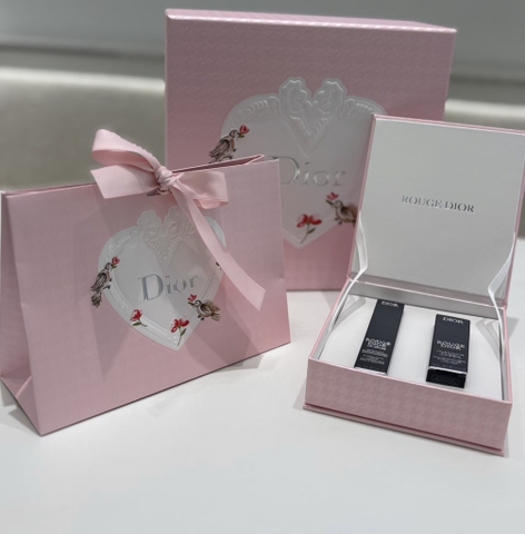 Set hộp +  túi Dior trái tim hồng new 2026 (tặng khi mua trên 2 sp Dior fullsize bất kì)