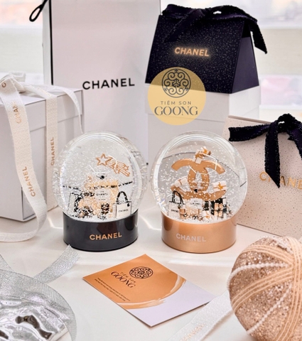 Quả cầu tuyết CHANEL holiday 2025 (túi nơ hộp)