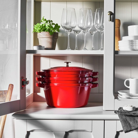 Staub - Bộ nồi gang tròn màu đỏ cherry - 4 món
