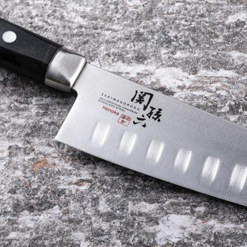 KAI - Seki Magoroku Honoka - Dao Santoku hollow - 16.5cm