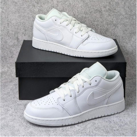 Giày Nike Air Jordan 1 Low Triple White [ 553560-136 ]