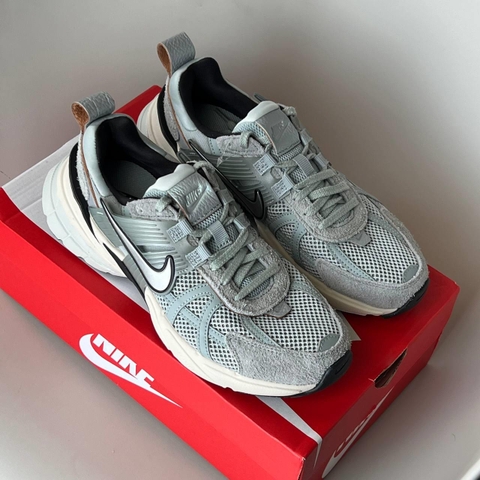 Giày Nike V2K Run Light Orewood Brown [ FN6703-003 ]