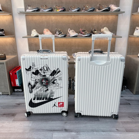 Vali Nike Jordan Màu Trắng Chính Hãng size 26 [ 51x27x74.5 ]