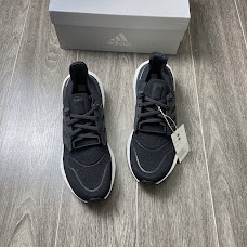 Giày Adidas UltraBoost 22 Black White [GX5591]