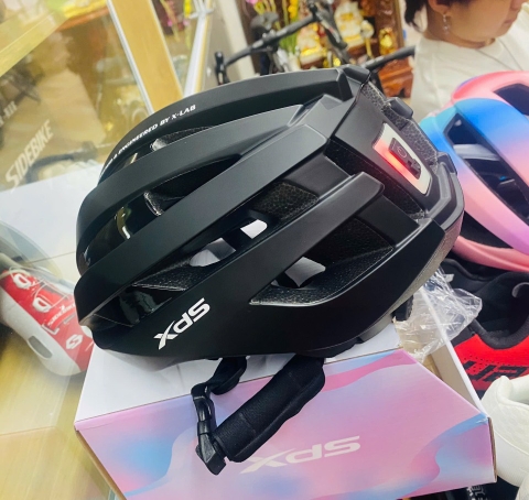 Nón bảo hiểm XDS tích hợp đèn hậu fullbox chính hãng