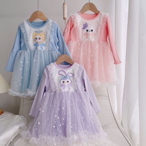 Váy công chúa hình tim lấp lánh