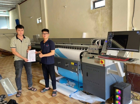 Bàn giao máy Eyecolor 3m2 cho khách hàng tại Thanh Hóa