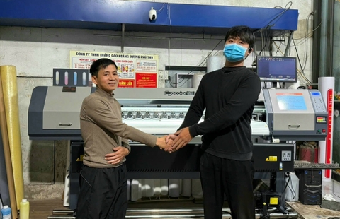 máy in decal Eyecolor 1600D cho khách hàng tại Việt Trì, Phú Thọ
