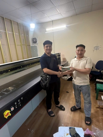 Khách hàng Thanh Hoá - Máy in uv 2513