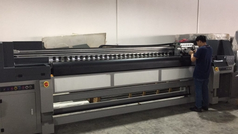 Máy In UV Dạng Cuộn Và Những Ứng Dụng Trong Ngành Nội Thất