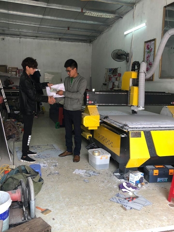 Quảng cáo Hoàng Long - Máy cắt CNC Router