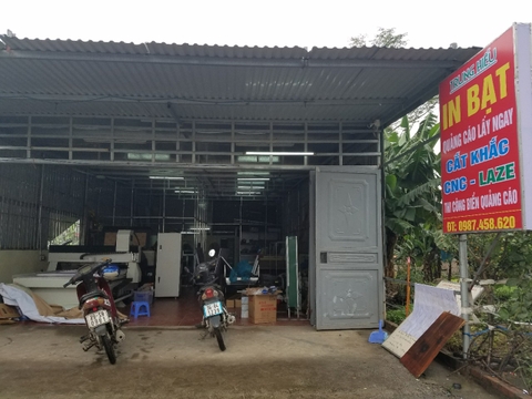 Công ty TNHH quảng cáo Trung Hiếu - Máy cắt CNC, laser