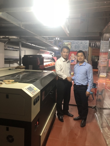 Quảng cáo Đô Thành - Máy in bạt, máy cắt laser