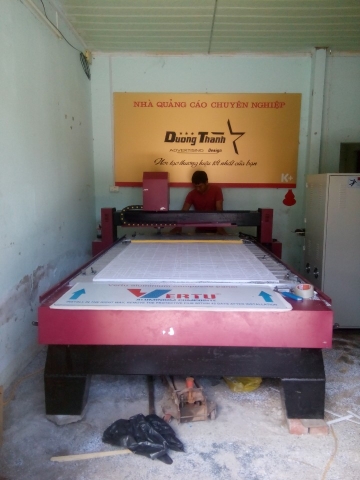 Quảng cáo Dương Thành - Máy cắt CNC 1325