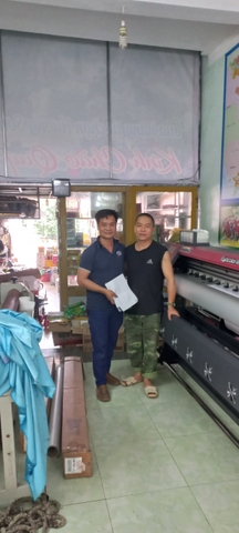 Quảng cáo Hương Sơn- Máy in Eyecolor khổ 1m8