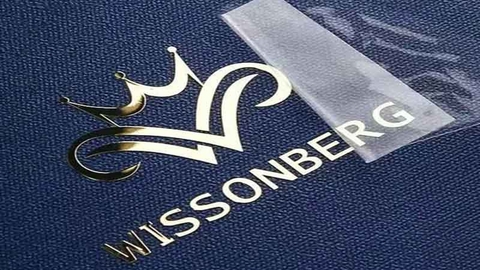 Decal UV là gì? Ưu điểm & Ứng dụng của decal in UV