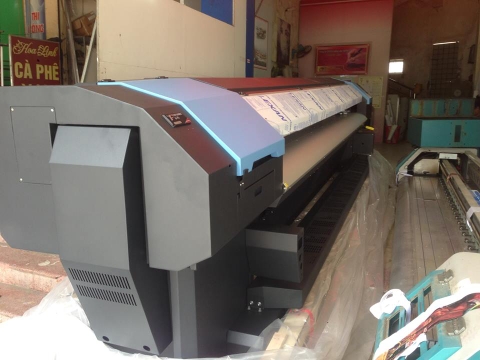 Công ty TNHH quảng cáo Group - Máy in bạt 3m2