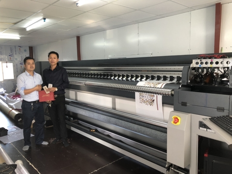 Hà Nội Quảng cáo Hiểu Huyền - Máy in UV cuộn 3200L