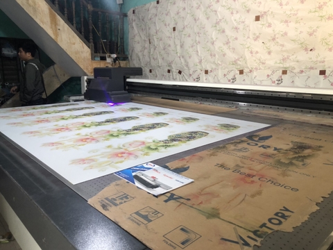 Khách Hưng Yên - Máy in UV phẳng 3220