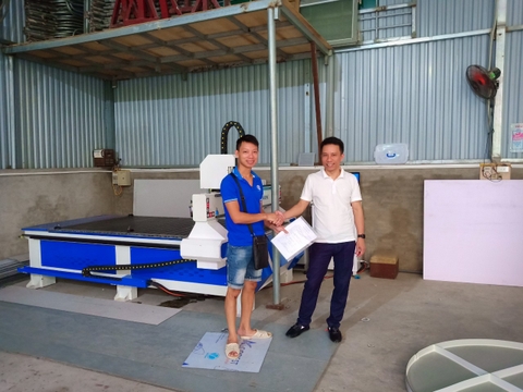 Anh Tuấn - Máy cắt CNC