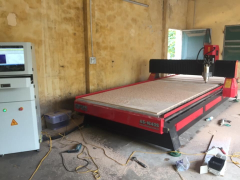 Công ty Tân Thịnh - Máy cắt CNC