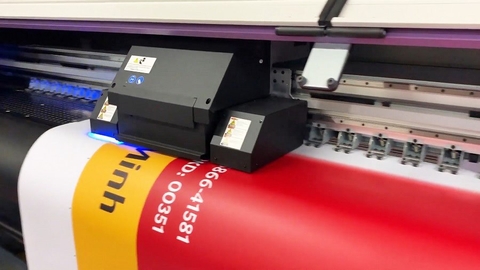 Vì sao khách hàng ưa chuộng in phẳng sử dụng mực UV?