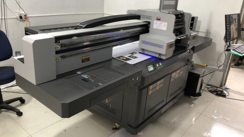 Công nghệ in UV đang được ứng dụng ra sao trong cuộc sống?